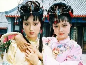 红楼梦中，薛宝钗为什么要打压迎春？