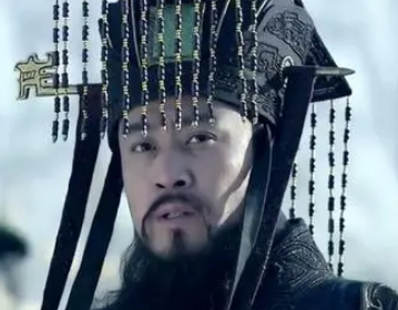 在古代，新皇是如何处理先皇后宫的妃嫔的？