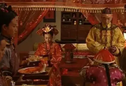 顺治帝在位期间，为何两次意图废黜皇后之位？