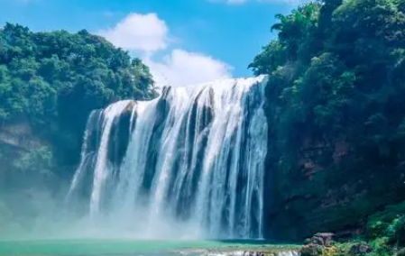 中国最大的瀑布群在哪？有什么自然景观？