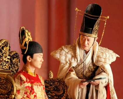魏忠贤权势滔天，怎么斗不过年仅十七的崇祯？